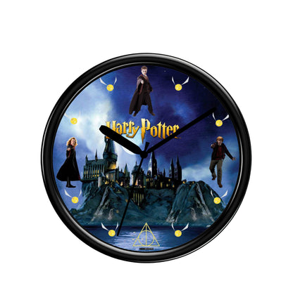 Wall clock with Harry Potter design featuring characters and the Hogwarts castle.